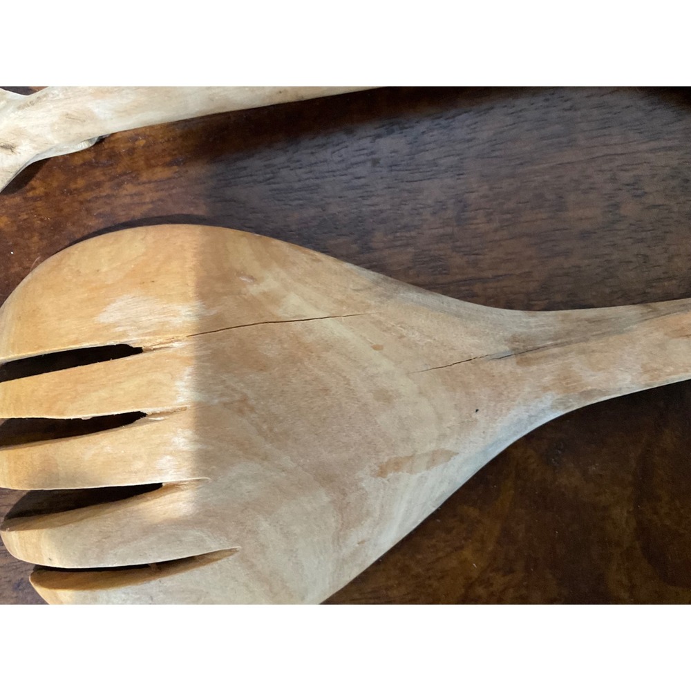 Vintage Hand Carved Giraffe Wooden Salad Servers Set Fork Spoon Rustic Safari - Picture 5 of 6